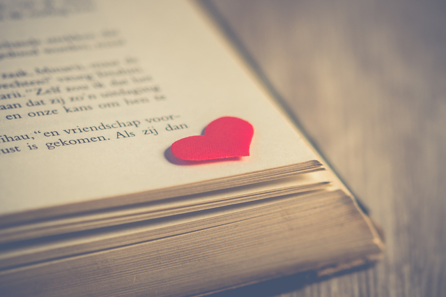 Ilustrasi Kata-Kata Bucin yang Bikin Baper, Makin Romantis Deh! Foto: Pexels