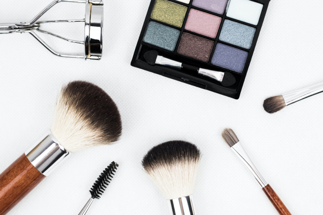 Ilustrasi Jenis-jenis Alat Make Up dan Namanya, Semua Wanita Wajib Tahu! Foto: Pexels