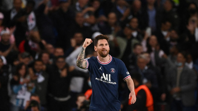 Selebrasi pemain Paris Saint-Germain (PSG) Lionel Messi usai mencetak gol ke gawang Manchester City pada pertandingan Grup A Liga Champions di Parc des Princes, Paris, Prancis.Foto: FRANCK FIFE / AFP