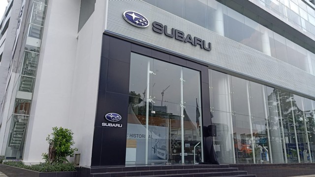 Diler Plaza Subaru. Foto: Muhammad Ikbal/kumparan