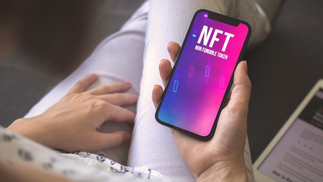 Ilustrasi NFT (Non-Fungible Token). Foto: Shutter Stock