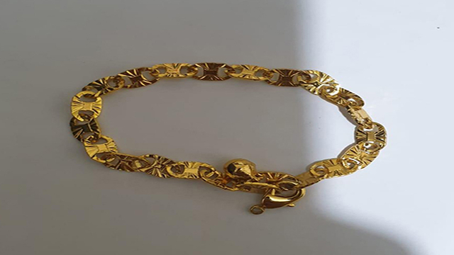 KALUNG hasil jambret. 