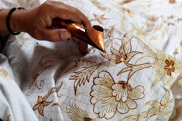 Contoh Slogan Hari Batik Nasional 2021, Foto: Pexels  