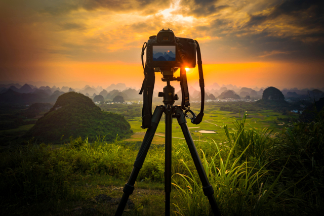 Ilustrasi Tripod. Foto: Shutter Stock