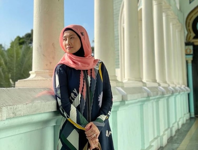 Penyanyi wanita, Desy Ratnasari. Sumber: Instagram @desyratnasariterdepan.