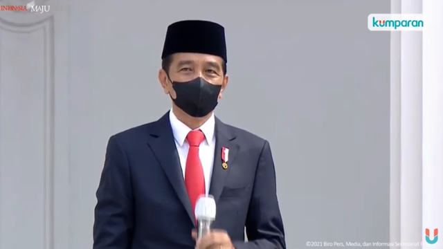 Presiden Joko Widodo saat upacara Peringatan Ke-76 Hari Tentara Nasional Indonesia, Selasa (5/10/2021). Foto: Youtube/Sekretariat Presiden/kumparan