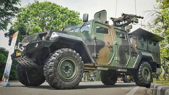 Rantis Komodo buatan Pindad ikut meriahkan HUT TNI di Depan Istana Merdeka.
 Foto: https://www.instagram.com/pt_pindad/
