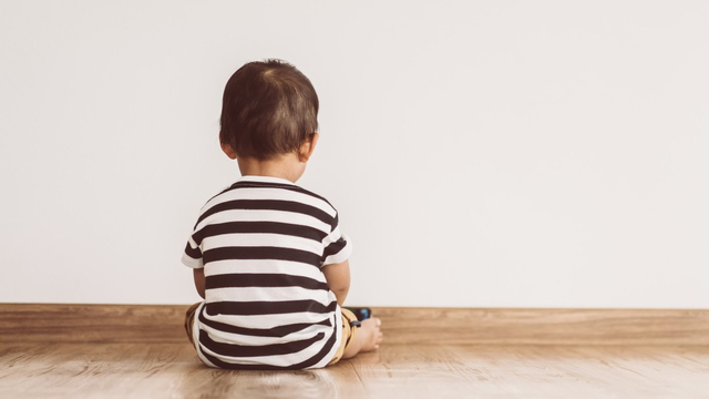 Ilustrasi anak yang tidak dapat akta kelahiran karena namanya kepanjangan. Dok: Shuttersctock