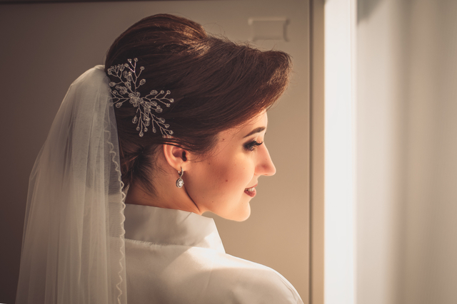 Ilustrasi Cara Menghapus Make Up Pengantin, Cek! Foto: Pexels