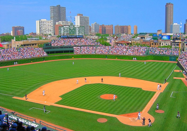 Ilustrasi Lapangan Kasti (sumber: Unsplash)