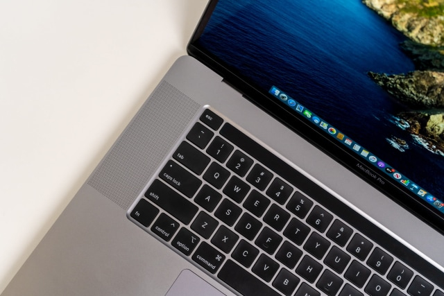 Ilustrasi cara menambah font di Word. Foto: DigitalTrends/kumparan.