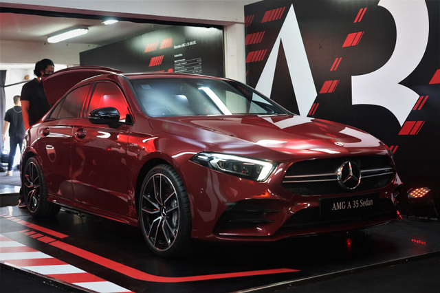 New Mercedes-AMG A 35 4MATIC Sedan rakitan Wanaherang Bogor. Foto: Muhammad Ikbal/kumparan
