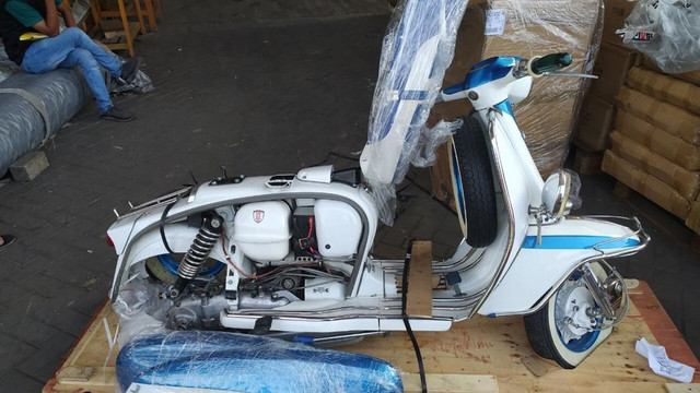 Unit sepeda motor Lambretta yang dilelang. Foto: Lelang Raya
