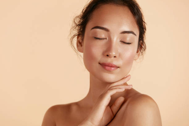 Cara Melembapkan Kulit Wajah. Foto: iStockphoto