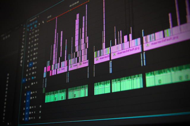 Ilustrasi download lagu no copyright. Foto: Pixabay/Pexels