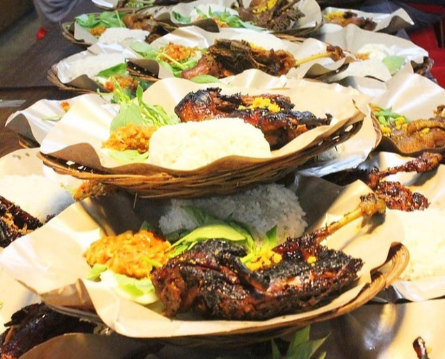 Ilustrasi tempat makan dekat Stasiun Serpong Foto: Instagram/ @bebeksalero.resto
