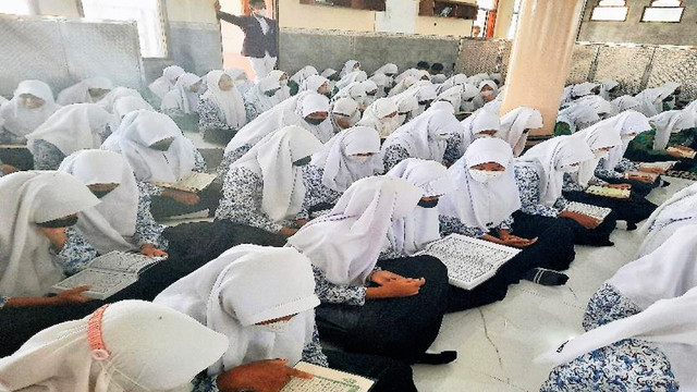 Pesantren kilat di SMP N 1 Jumapolo, Karanganyar. FOTO: Dok Istimewa