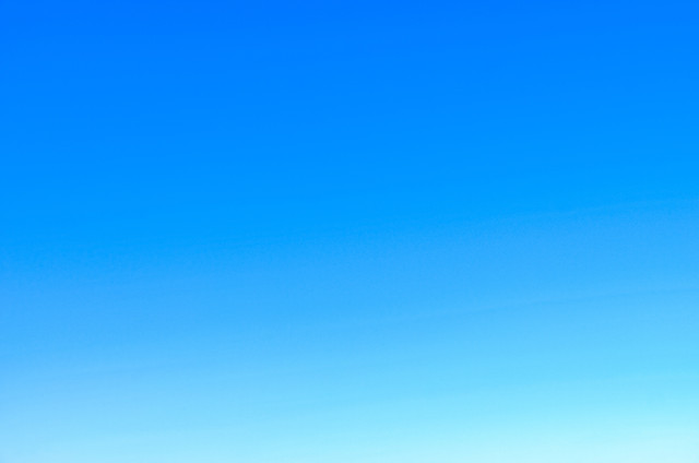 Ilustrasi macam-macam warna biru, sumber foto Francesco Ungaro dari Pexels