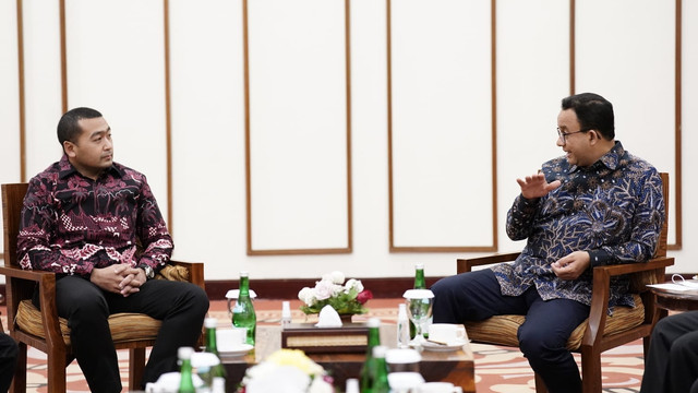 Wagub Sumbar Audy Joinaldy bertemu Gubernur DKI Jakarta Anies Baswedan di sela-sela Rapat Kerja Nasional (Rakernas) APPSI 2022 di Bali, pada Selasa (10/5/2022). Foto: Pemprov Sumbar