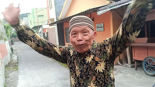 Ketua RT 02 RW 01 Kelurahan/Kecamatan Kartasura, Sukoharjo, Sumarni. FOTO: Agung Santoso