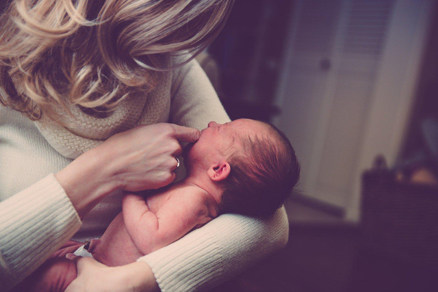 Ilustrasi Ibu dan Anak. Foto: pexels.com