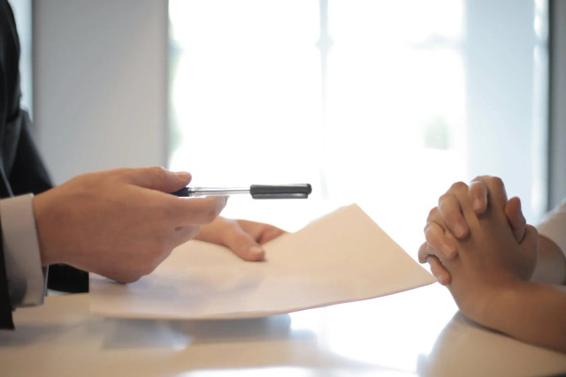 https://www.pexels.com/id-id/@olly - cara mencairkan bpjs ketenagakerjaan setelah resign