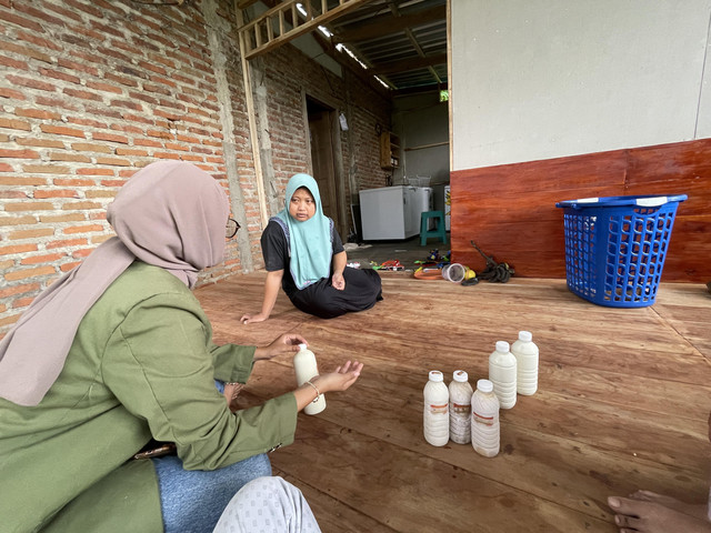 Kunjungan UMKM Susu Kambing Etawa - Dokumentasi Pribadi