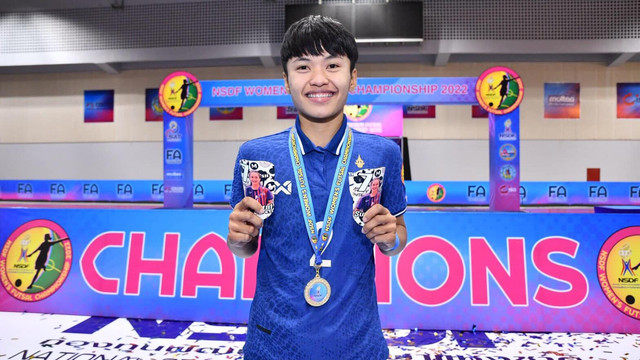 Pemain futsal putri Thailand di SEA Games, Mutita Senkram. Foto: Facebook/@Mutita Senkram