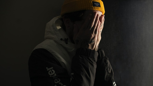 Kata Bijak Penyesalan yang Penuh Nasihat Mendalam, Foto: Unsplash/@felipepelaquim 