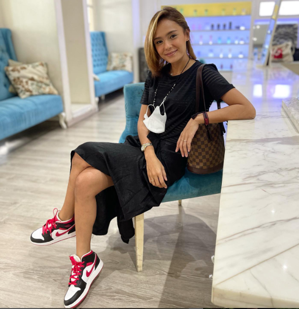 Presenter Angie Ang. Foto: Instagram/nonangie