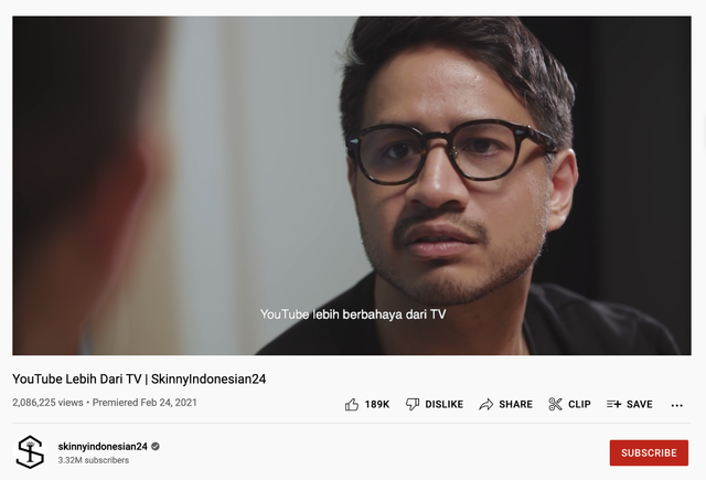 Cuplikan wacana Jovial Da Lopez bahwa Youtube lebih berbahaya daripada TV. Sumber: Youtube.com/skinnyindonesian24