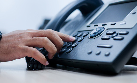 ilustrasi kode telepon hongkong. Foto. dok. Chainarong Prasertthai (Unsplash.com).
