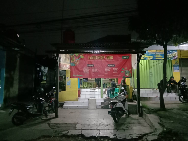 Warkop ADD, Jalan Sayang, Desa Cikeruh, Kecamatan Jatinangor, Kabupaten Sumedang.