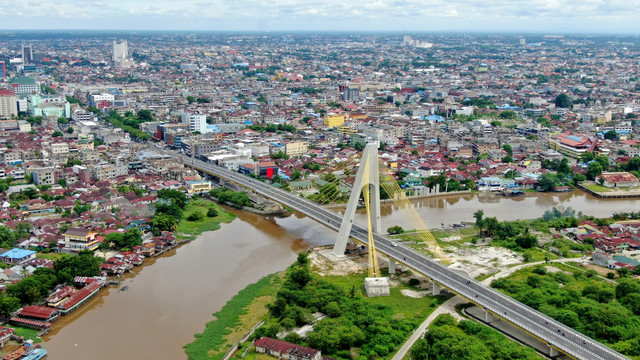 Ilustrasi Sungai Siak, di Pekanbaru. Foto: Fahrezi Alwi/Shutterstock
