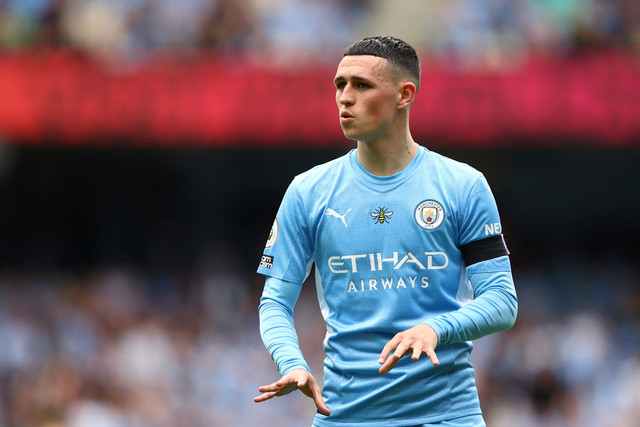 Pemain Manchester City Phil Foden saat hadapi Aston Villa di Stadion Etihad, Manchester, Inggris, Minggu (22/5/2022). Foto: Hannah McKay/REUTERS