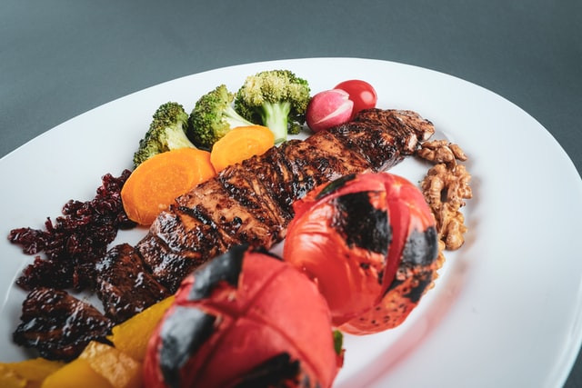 Contoh makanan halal. Sumber: unsplash.com