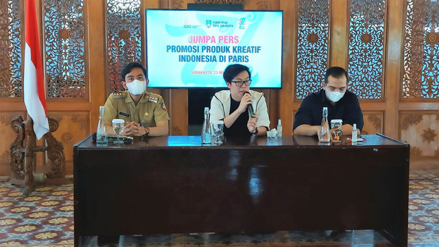 Jumpa pers pameran produk UMKM asal Solo di Rumah Dinas Loji Gandrung, Solo, Senin (23/05/2022). FOTO: Fernando Fitusia