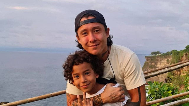 Daniel Patrick Schuldt, mantan suami Wanda Hamidah dan anak. Foto: Instagram/@danielschuldtz