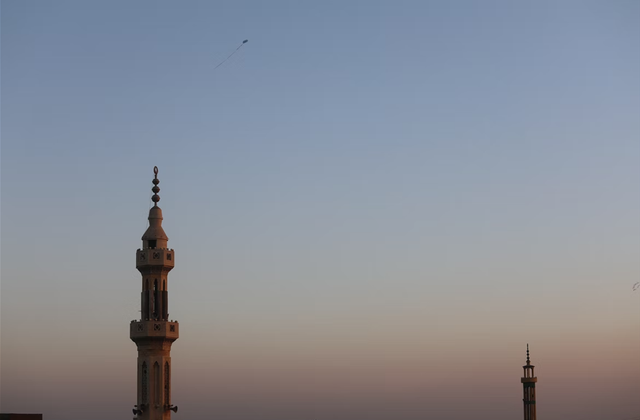 Ilustrasi pengertian aswaja sebagai paham yang digunakan organisasi besar Islam di Indonesia. Foto: unsplash.com/esh3rwy
