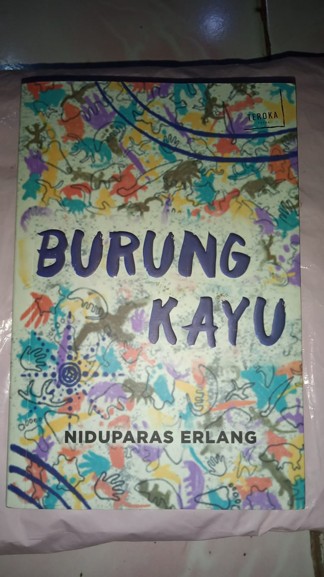 Novel Burung Kayu Karya Niduparas Erlang