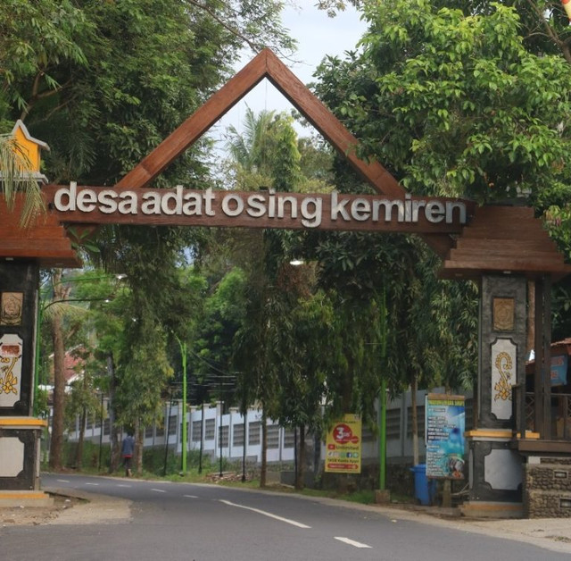 sumber : https://kemiren.com/sejarah-desa-kemiren/