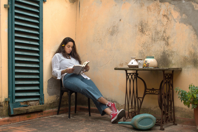 Ilustrasi Rekomendasi Buku Mei 2022, Foto Pexels Maisie Kane