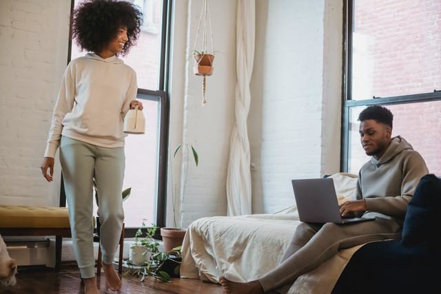 Kata-kata buat Pacar yang Sibuk, Foto: Pexels/Andres Ayrton.