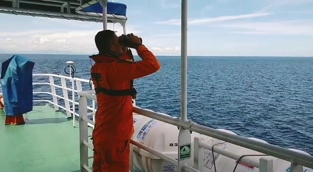Tim SAR mencari KM Ladang Pertiwi yang dikabarkan tenggelam di sekitar Selat Makassar. Foto: Dok. Istimewa