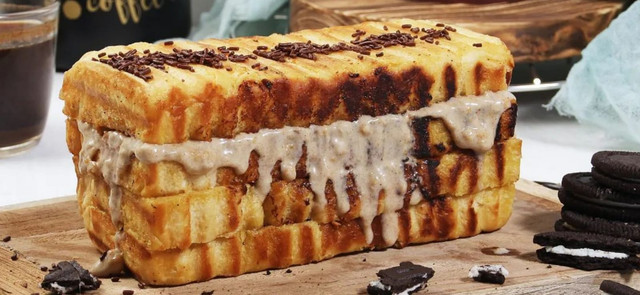 Olahan roti bakar yang lezat https://blue.kumparan.com/image/upload/fl_progressive,fl_lossy,c_fill,q_auto:best,w_970/v1634025439/01810e7901e9f8097245e53f27bada20.jpg