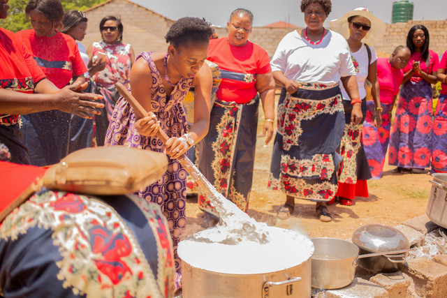 Taqdimotchilardan video