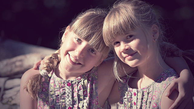 Ilustrasi anak kembar (pexels.com)