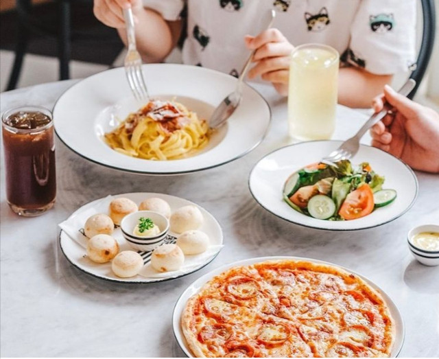 Ilustrasi restoran di Central Park Foto: Instagram/ @pizzamarzanoid