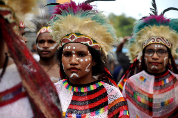 Suku Asmat Bintuni dan Sentani, Foto: Unsplash.