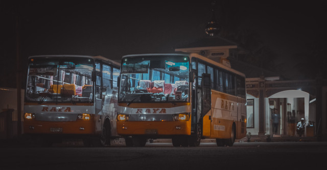 Subang ke Jakarta berapa jam, Photo by antonius angga on Unsplash
